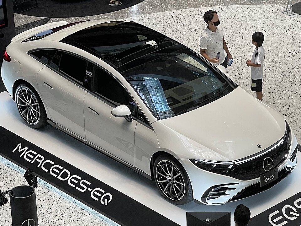 Mercedes-Benz EQS