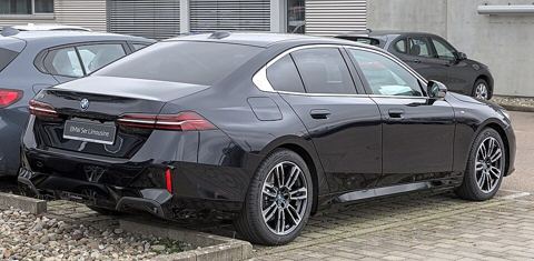 BMW i5